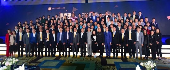 ��s���Ҿ�չ ��ľ˹��֮ҹ���|ݸ���ƼҾӅf�����Ñc��A�M�e��